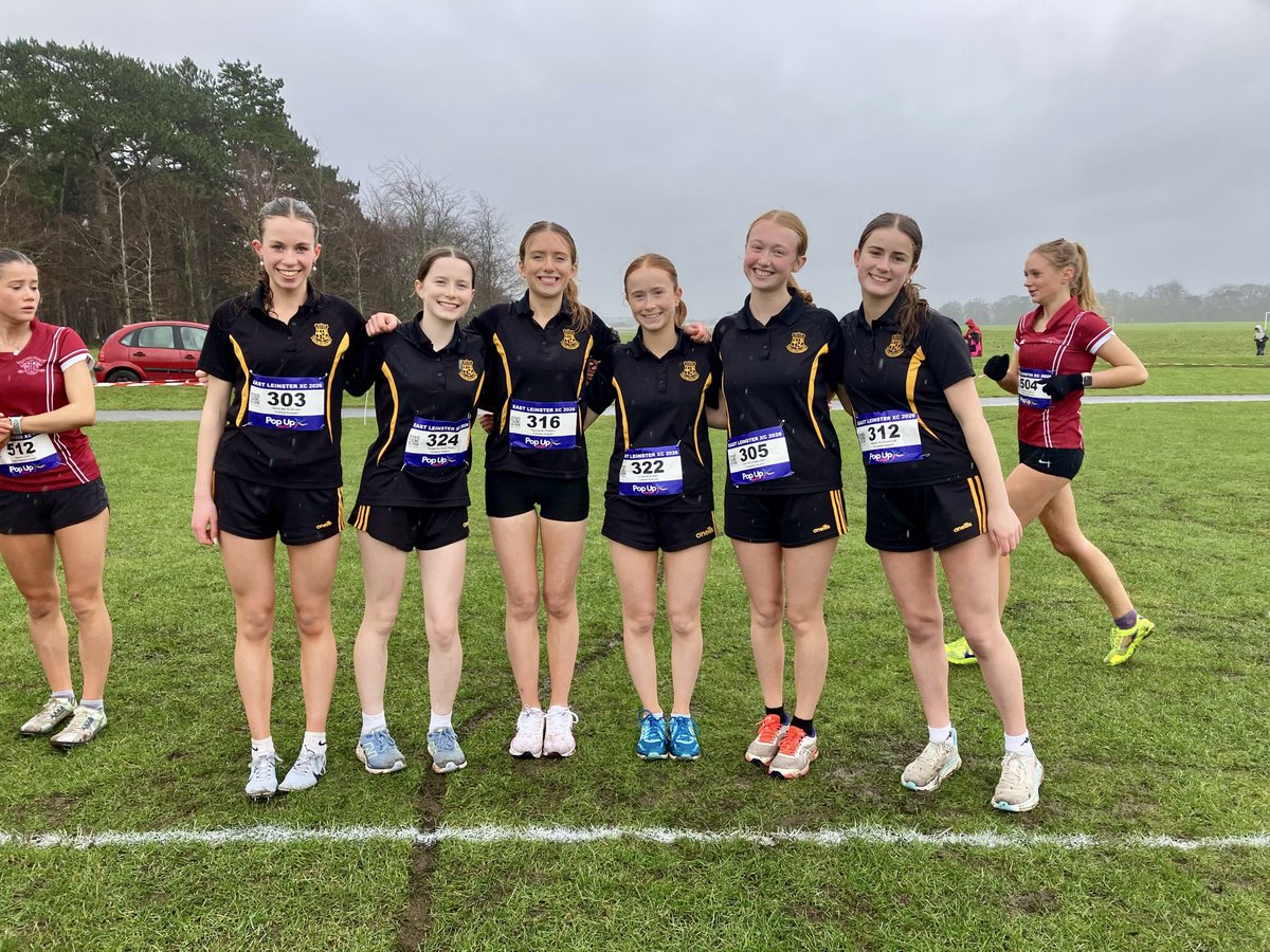 Coláiste Íosagáin tweet media