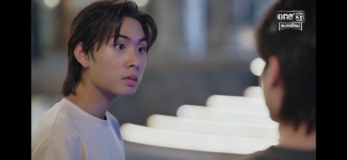 newmenewones's tweet image. ไบเบิ้ลคือภาพของคนที่เลือกจะอ่อนโยนในโลกที่ไม่ค่อยใจดี และมันเป็นความอ่อนโยนที่ดูแข็งแรงมาก

#ศักดินาวิทยาลัยEP1