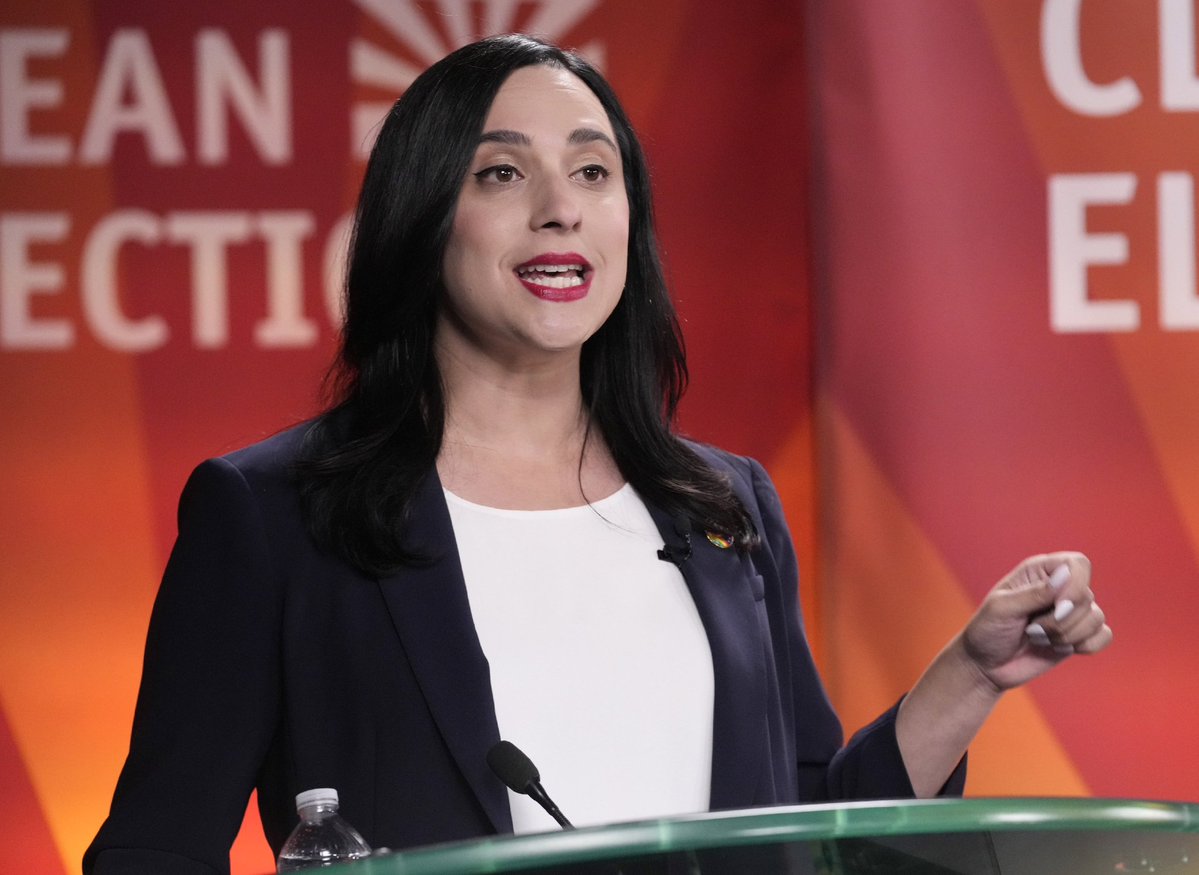 CoralTeresa's tweet image. 🚨🇺🇸 ÚLTIMA HORA: Congresista por Arizona afirma que Trump padece una grave enfermedad mental y está poniendo en riesgo vidas de estadounidenses