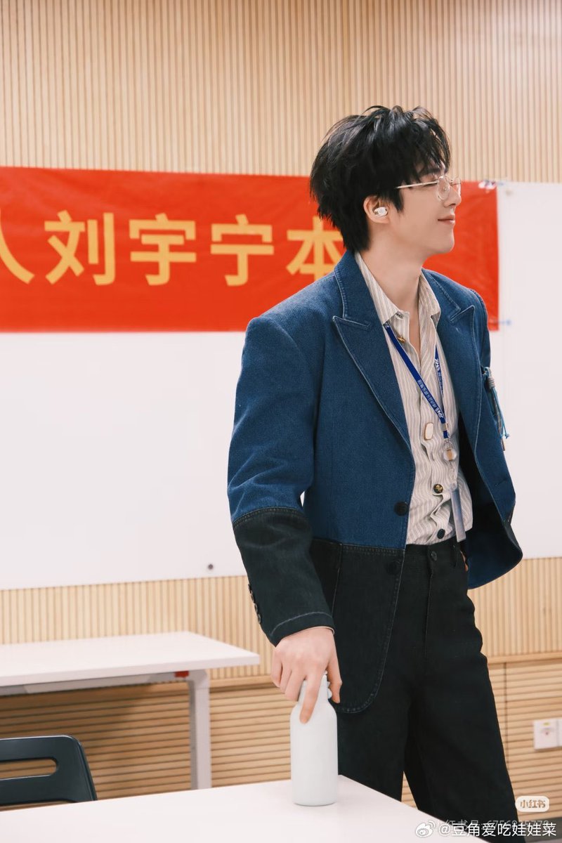 LUVIE_O_Sehun's tweet photo. How handsome!!
#LiuYuning #yuning #刘宇宁
#kugou https://t.co/0qdmg2umws