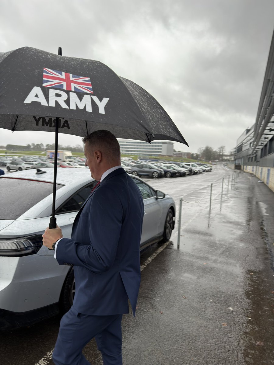 LukePollard's tweet image. This morning I visited the International Armoured Vehicles Conference being held in Farnborough. 

Defence is an engine for growth and it was good to hear about new investments and opportunities to equip our forces with the latest tech as we move towards warfighting readiness 🇬🇧