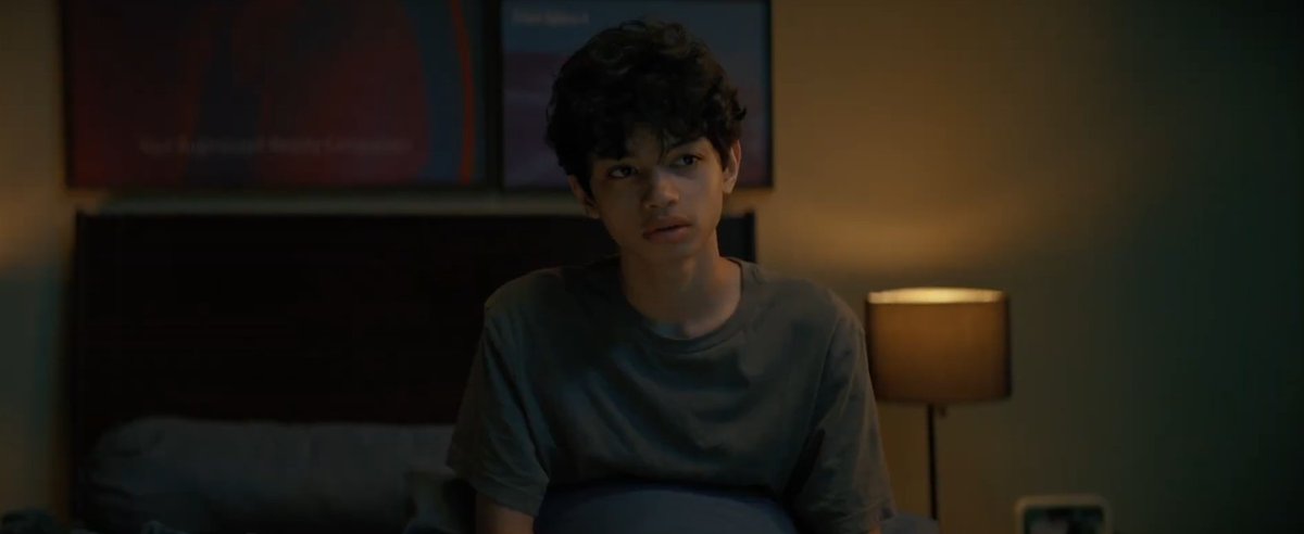 Tapi sayangnya, ada beberapa momen yang menurut kami kurang terasa ‘kuat’ karena planting emotional trigger yang tidak kokoh di awal film. 

Perjalanan menuju klimaks dan akhir film juga terasa diburu-buru yang sedikit mengganggu dengan bagaimana cerita berakhir.