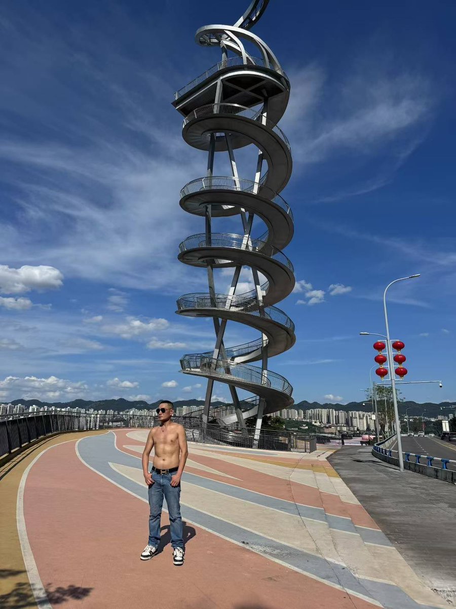 性瘾小叔（小斌） tweet media