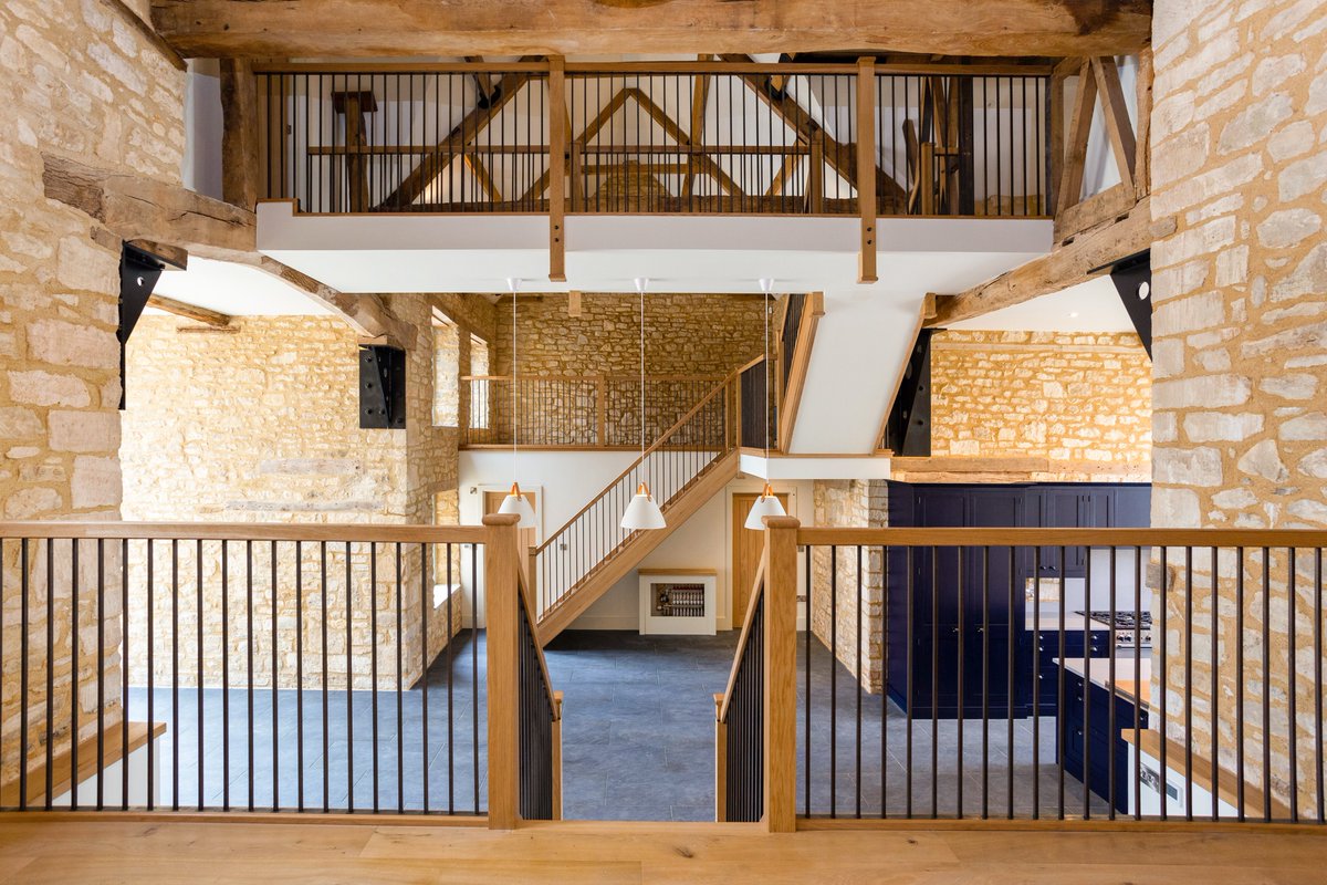 ampm_con's tweet photo. From barn conversions to historic renovations and new builds, we create homes that reflect your style and story. Every detail, from original beams to modern energy-efficient systems, is carefully considered.

➡️ https://t.co/jpHhpqWb5i

#CheltenhamBuilder #CotswoldsConstruction https://t.co/cJoF0o1z94