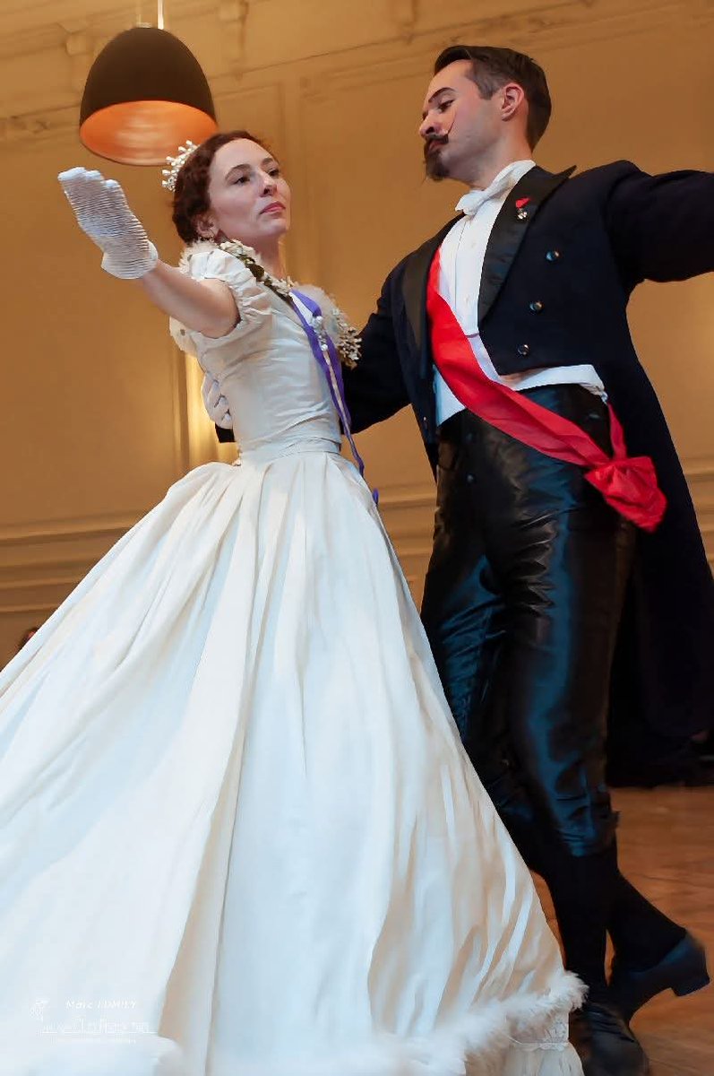 🟠 𝗣𝗼𝘂𝗿 𝗮𝗹𝗹𝗲𝗿 𝗱𝗮𝗻𝘀𝗲𝗿... 🎶 
Préparez vos plus beaux costumes et rejoignez-nous au <a href="/ChateauValencay/">Château de Valençay</a> le 28 mars prochain pour un fabuleux bal Second Empire organisé par l'association Le Ballet impérial ! 💃 

⚠️ Sur réservation • chateau-valencay.fr