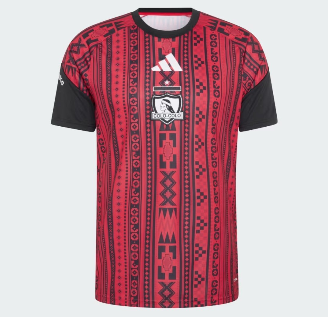 Pasar de esa wea de pre partido a la del 2026 es el medio salto de calidad CTM, al fin una buena Adidas wn.