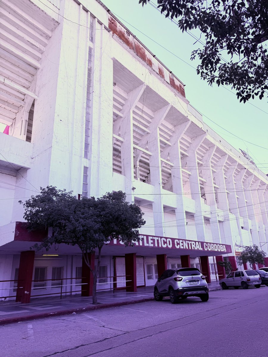 Mi club.
Mi barrio.
Mi lugar.
El nuestro.
El único. Y nada más.