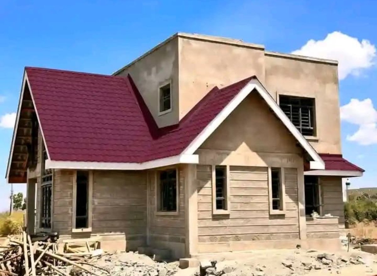 You have a budget of between 11 - 14M, which one will you go for?

FRAME 1 or FRAME 2.