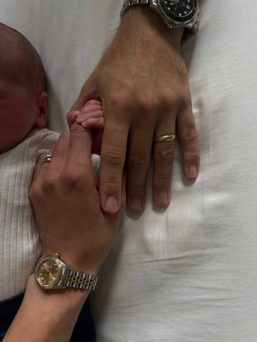 بحر 🌊 (@butterflless) on Twitter photo 