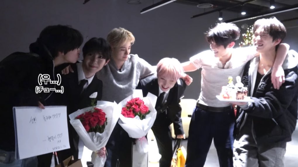 nct_wish_'s tweet image. サクヤ🫧
🥐成人式すごく感動した
🥐本当に
🥐あんなヒョン達いないよ
🥐しかも疲れてて、休みたかっただろうに
🥐僕らのためにプレゼント買いに行ってくれて
🥐4人で行って選んでくれたっていうのが凄く良い

こんな兄達もいないけど、こんな愛らしい弟達もいない