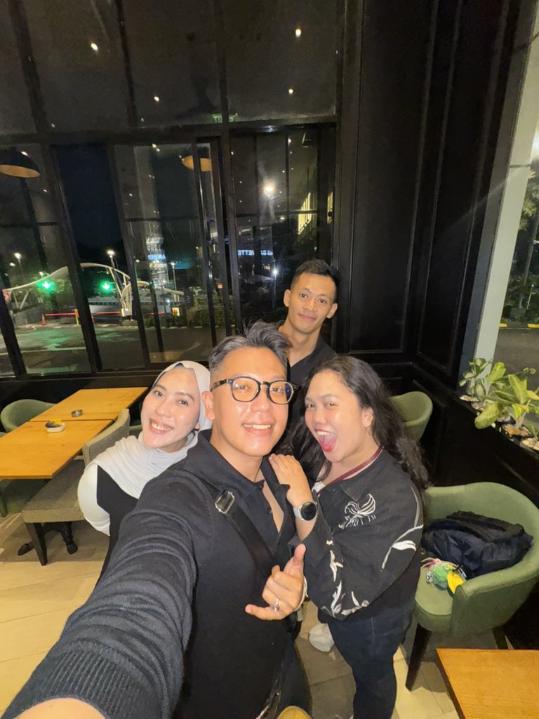 Librano96's tweet image. It was 12 years ago friends, and we are still friends and always have time to catching up