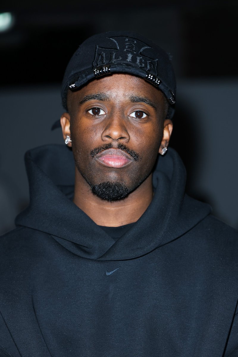 yepmgzn's tweet photo. Kai Cenat at the 424 FW26 show in Paris https://t.co/XidCkGCxtR