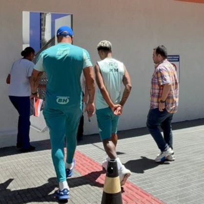 caio_warriors's tweet image. - Cruzeirense
- Veio pra cá quando a gente ainda era pobre
- Fez o gol contra o CAP pra ajudar a gente a não cair em 2023
- Em 2024 salvou a gente do rebaixamento sozinho

E ainda foi preso só pra tirar o M*ttos do Cruzeiro….

MEU HERÓI, MEU ÍDOLO