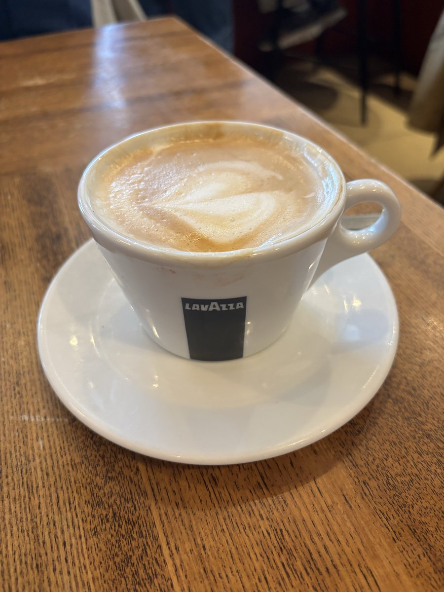 bellazzza's tweet image. Afternoon coffee slow moments