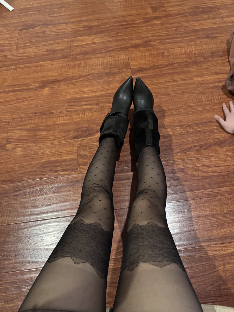 MicoTuSSS's tweet photo. #合肥女s  #上海女s https://t.co/z0M7IdZR87