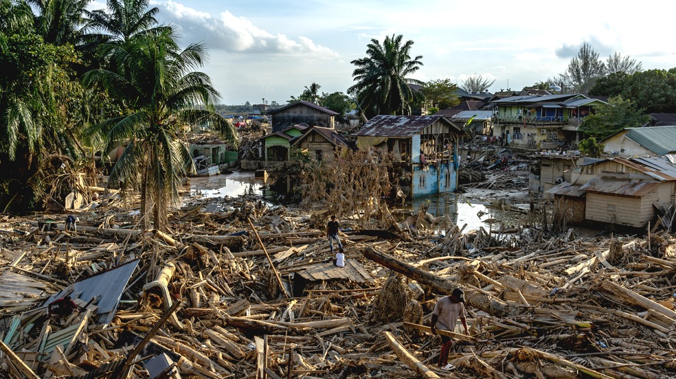 [Laporan] Katastrofe Sumatera: Jejak Oligarki di Hulu, DAS, dan Zona Rawan Bencana jatam.org/id/lengkap/Kat…