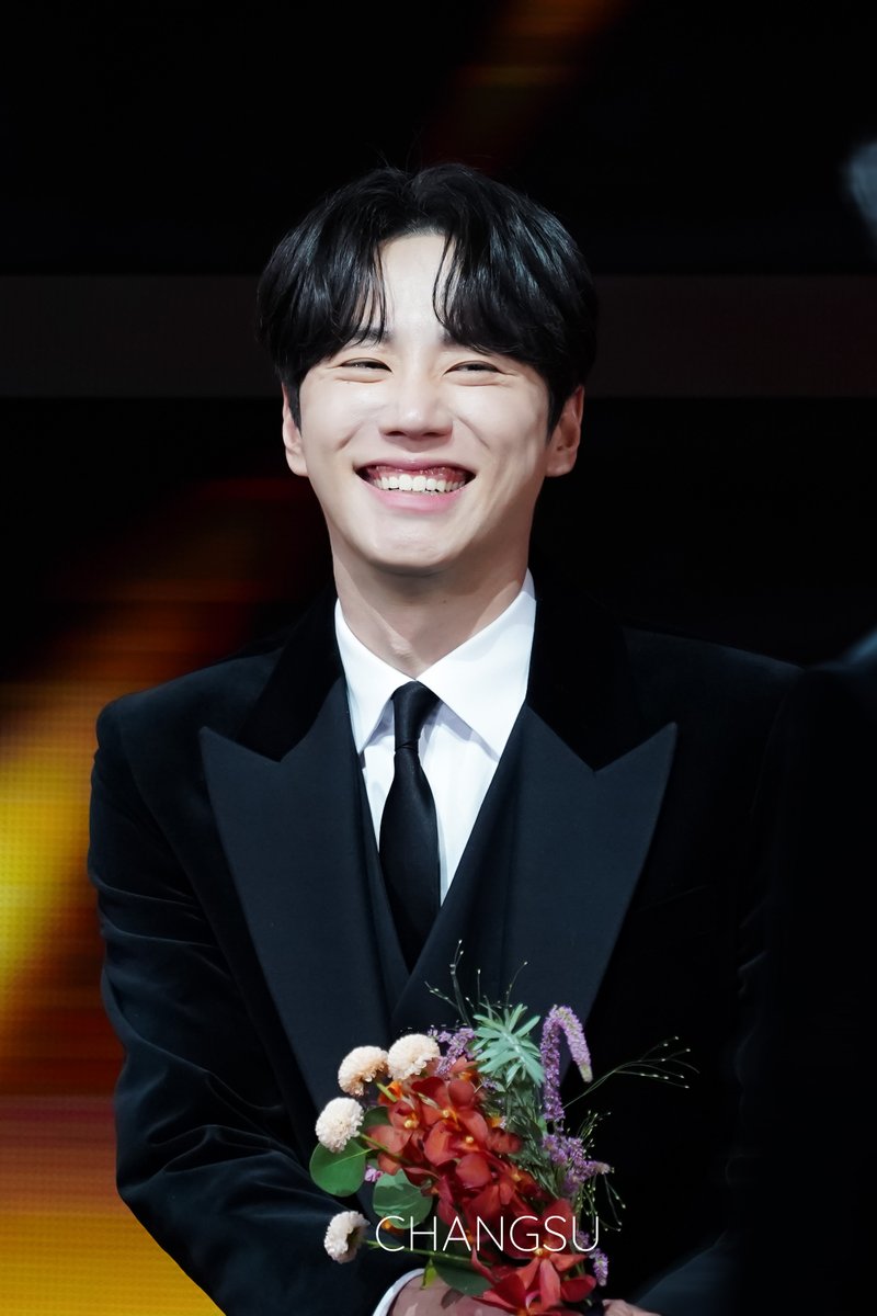 changsu__J's tweet photo. 251231 KBS 연기대상 #이준영
@1ee_Jun_Yxxng 

항상 이렇게 웃는 날만 가득하길  생일 축하해 오빠 🎉 https://t.co/2IrhoiY1z7