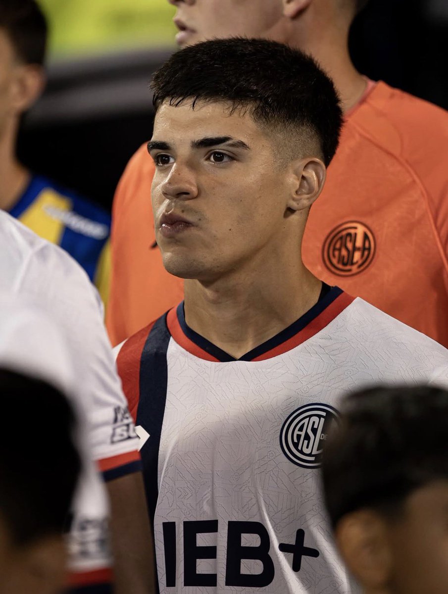 RomanKotler's tweet image. 🚨🔵🔴 Cuenta @lea_alves en @lacicloneta que FACUNDO GULLI llevará la camiseta número 10 de #SanLorenzo.