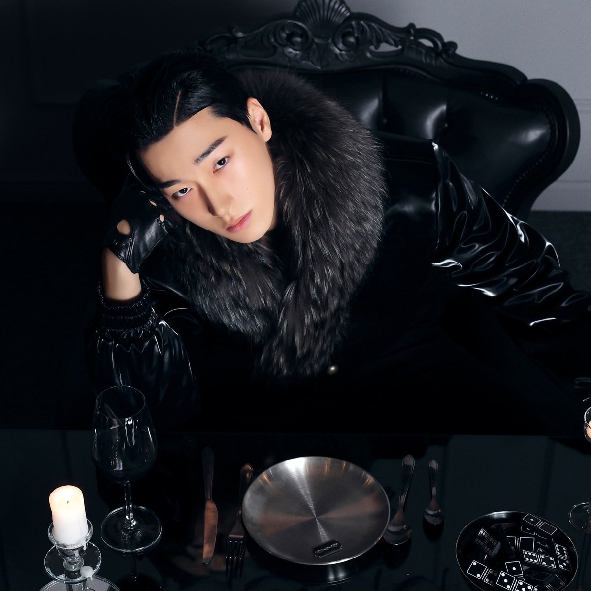 SAN_charts's tweet image. [📷] Our Grand Duke of the North! 🖤

#SAN #CHOISAN #산 #최산 #ATEEZ #에이티즈