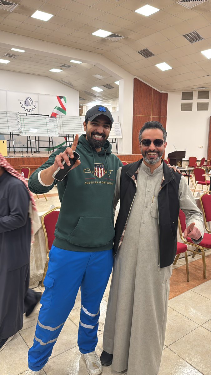 alrshash84's tweet image. مبروكك النجاح يا بو مساعد والله يعنيك علئ حمل الأمانه لك