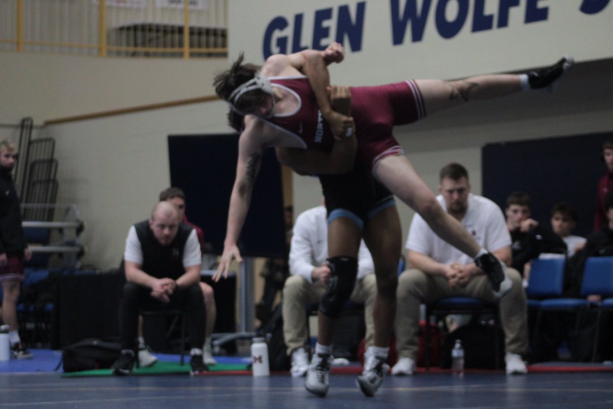 CoachAnthonie's tweet photo. Bobcats are locked in and ready for battle @ Iowa Western CC TONIGHT! 🤼‍♂️

Don’t miss out on some an action packed night in Council Bluffs! 💥

⏰7pm
📍Council Bluffs 

LET’S GO BOBCATS! 🗣️

#OnTheHunt #NJCAA #ChooseSCC https://t.co/Fvxkfb1kGQ