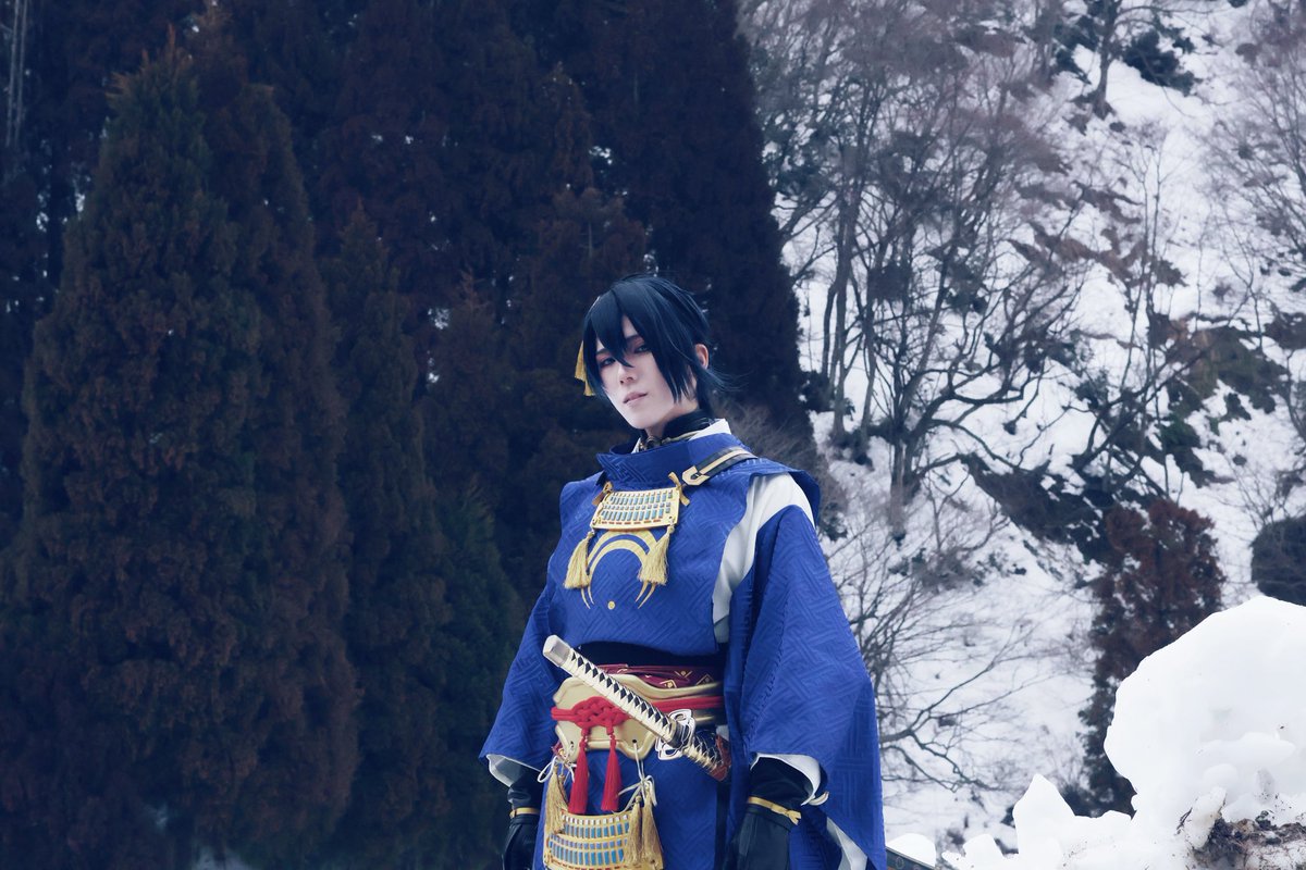 cosplay . .. 冴ゆる月に浮かぶ .. . 三日月宗近(@8a8a_2 )