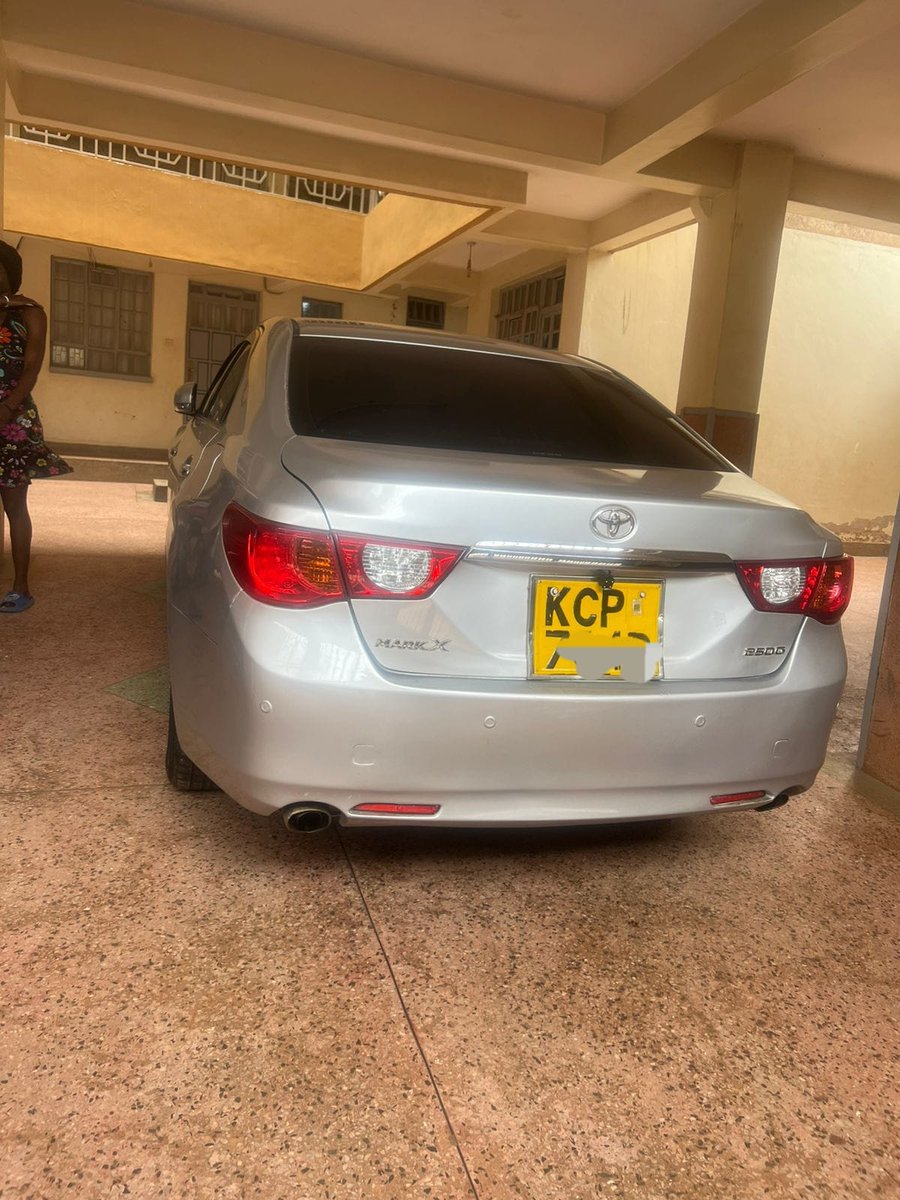 _HighTorque's tweet image. TOYOTA MARK X
MAKE: 2011
ENGINE: 2.5L
PRICE: 1,050,000

Gikomba The High Court  Mike Sonko Narok President Ruto Vodacom Gyökores Fools Cyrus Jirongo Karatina.