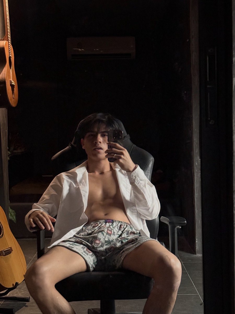 princebassth's tweet photo. คนน่ารัก ทักมาดิ้ https://t.co/3LKzoZsJAu