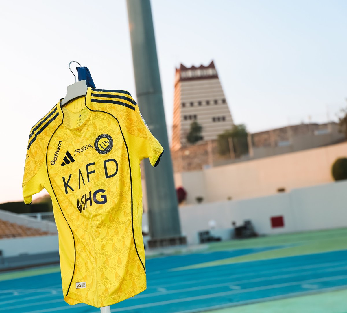 AlNassrFC's tweet photo. بالأصفـر .. نظهـر الليلة 💛
#النصر_ضمك https://t.co/dQ5oeiRn6H