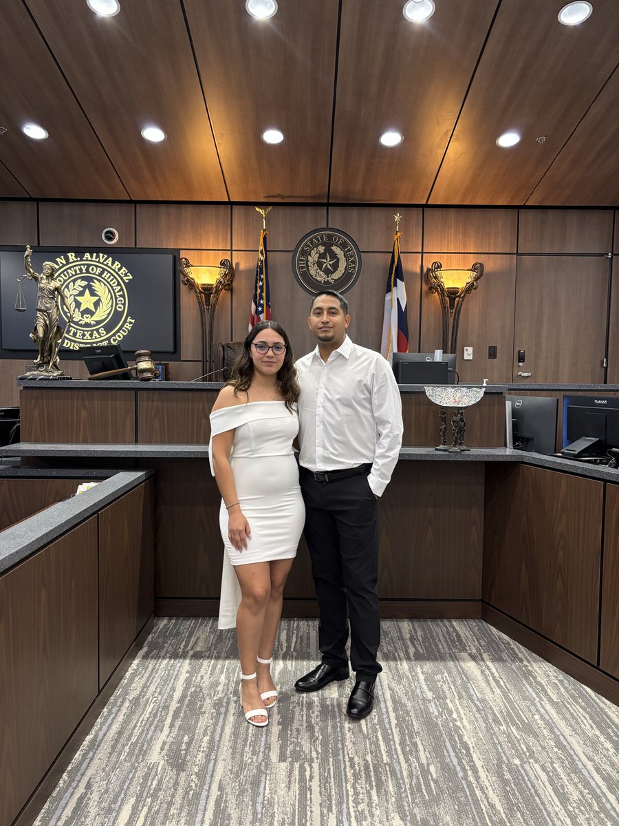jcarrizales10's tweet photo. 20 de enero del 2026
Me casé con el amor de mi vida💘 https://t.co/GEoEVTCeCF