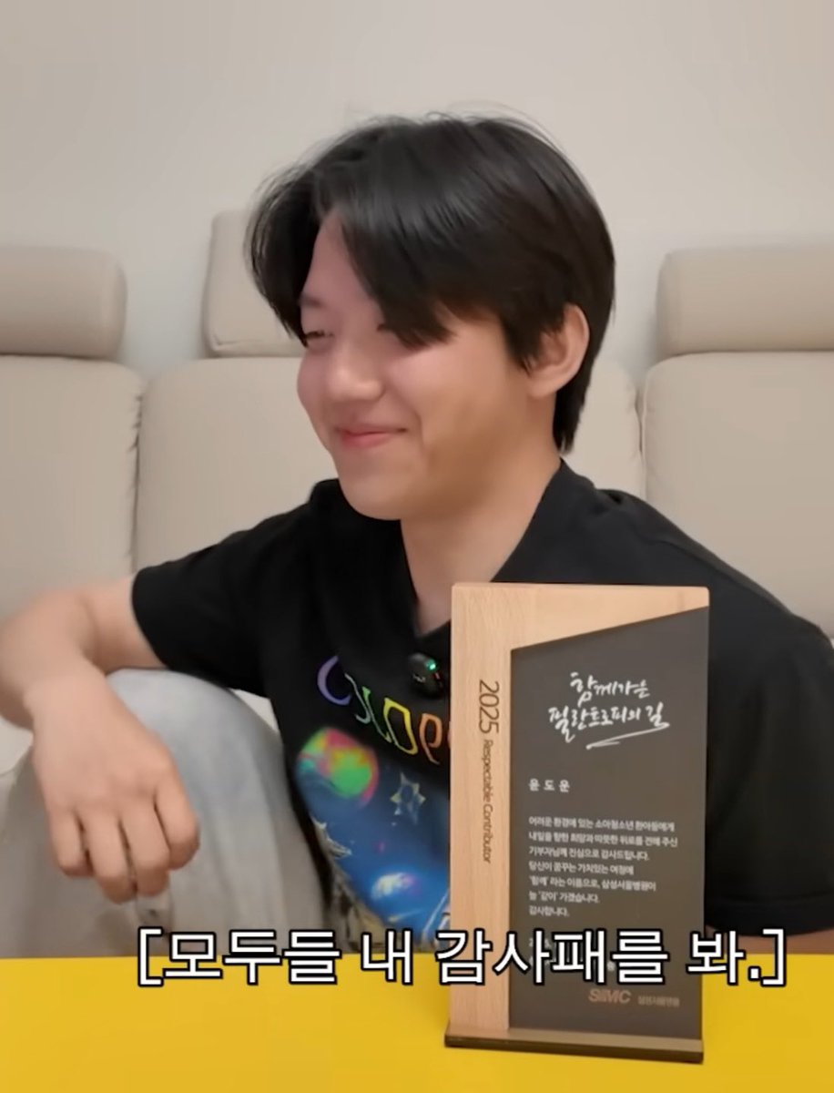 rcocobw's tweet image. 칭찬해 줄 때까지 꼬리 흔들고 있을 거 가틈