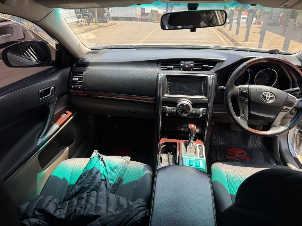 _HighTorque's tweet image. TOYOTA MARK X
MAKE: 2012
ENGINE: 2.5L
PRICE: 1,200,000

Gikomba The High Court  Mike Sonko Narok President Ruto Vodacom Gyökores Fools Cyrus Jirongo Karatina.