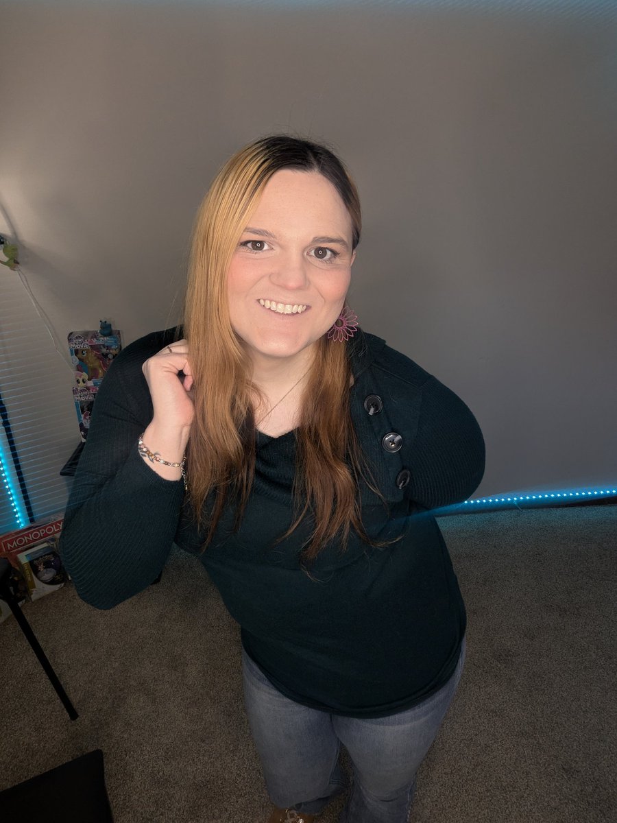 sophi.bloomsvt tweet media