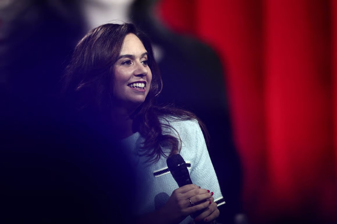 2lapagerie's tweet image. La droite française gagnerait à s'unir derrière @knafo_sarah et @davidlisnard. C'est un duo gagnant pour la France. #présidentielle2027🇫🇷