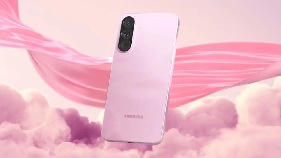 Banda han aparecido en TENNA de China enlistadas las specs del Samsung #GalaxyA57 📱

💻OLED
💿Exynos 1680
📸Pincipal 50 MP + 12MP+ 5 MP y frontal  12 MP
🔋5000 mAh
✅Androide 16