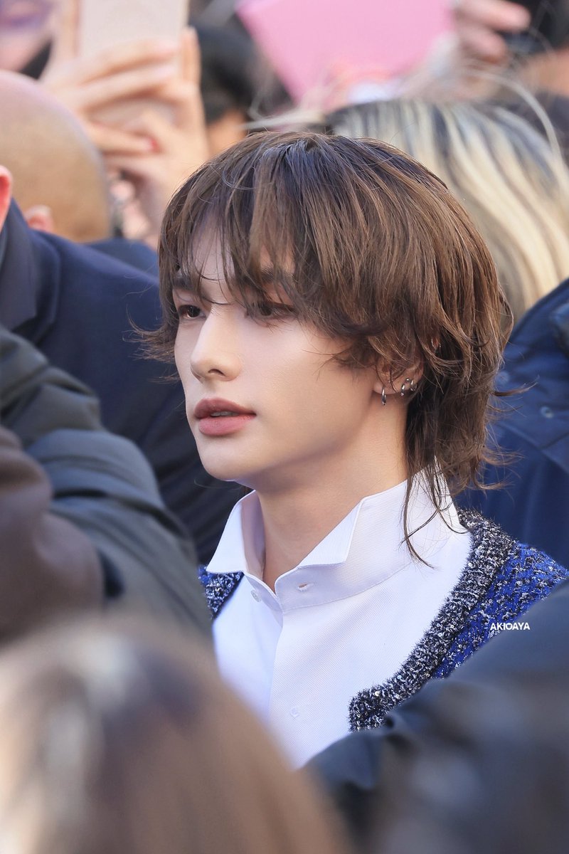 JC531_'s tweet image. Tremendo perfil que se carga 🫠

HYUNJIN AT DIOR PFW
#DiorWinter26_HYUNJIN 
#HYUNJINxDior