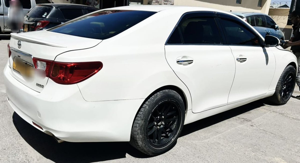 _HighTorque's tweet image. TOYOTA MARK X
MAKE: 2012
ENGINE: 2.5L
PRICE: 1,150,000

Gikomba The High Court  Mike Sonko Narok President Ruto Vodacom Gyökores Fools Cyrus Jirongo Karatina.