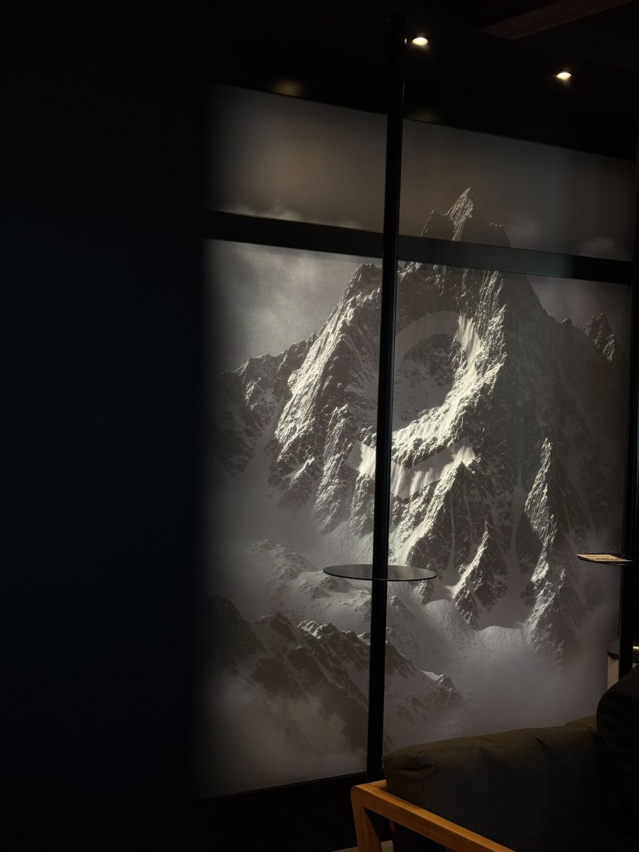 Palantir tweet media