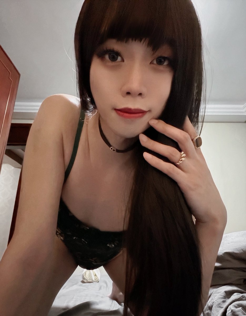 ashurbadgirl tweet media
