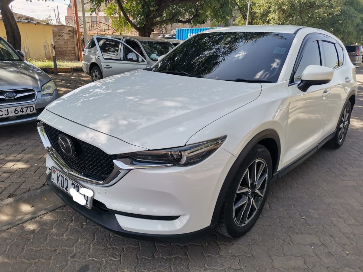 _HighTorque's tweet image. MAZDA CX5
MAKE: 2017
ENGINE: 2.0L
PRICE: 2,680,000

Gikomba The High Court  Mike Sonko Narok President Ruto Vodacom Gyökores Fools Cyrus Jirongo Karatina.