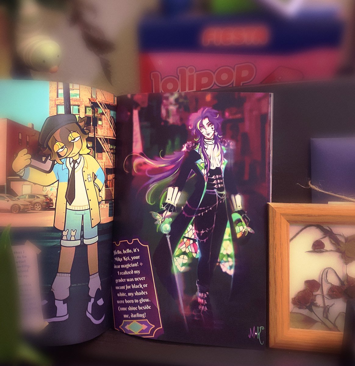 It's here! Estoy MUY feliz de haber sido parte de este magazine solidario lgbtq+💜🌈
[ #vtuber #art #ItsMikaArt ]