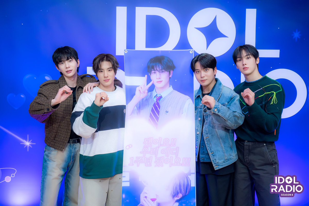 idolradiokorea's tweet image. [#아이돌라디오4 앨범 260119]

EP#190 이게 바로 빵빵즈의 우정❣️ 복작복작 에디 1주년 파티🥳(DJ 에릭)

얼마나 친한지, 찐친 텐션 제대로 느낀 시간
바쁜 와중에 에디 1주년 축하하러 와줘서 고마워요!
빵빵즈 우정 영원해 💞

@THEBOYZ_officl
@YOONSANHA_offcl
@official_bomin
@ATEEZofficial…