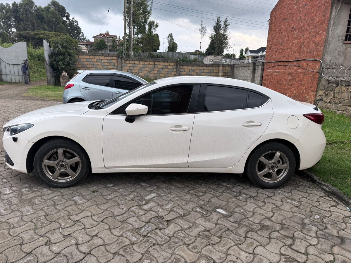 _HighTorque's tweet image. MAZDA AXELA
MAKE: 2015
ENGINE: 1.5L
PRICE: 1,380,000

Gikomba The High Court  Mike Sonko Narok President Ruto Vodacom Gyökores Fools Cyrus Jirongo Karatina.