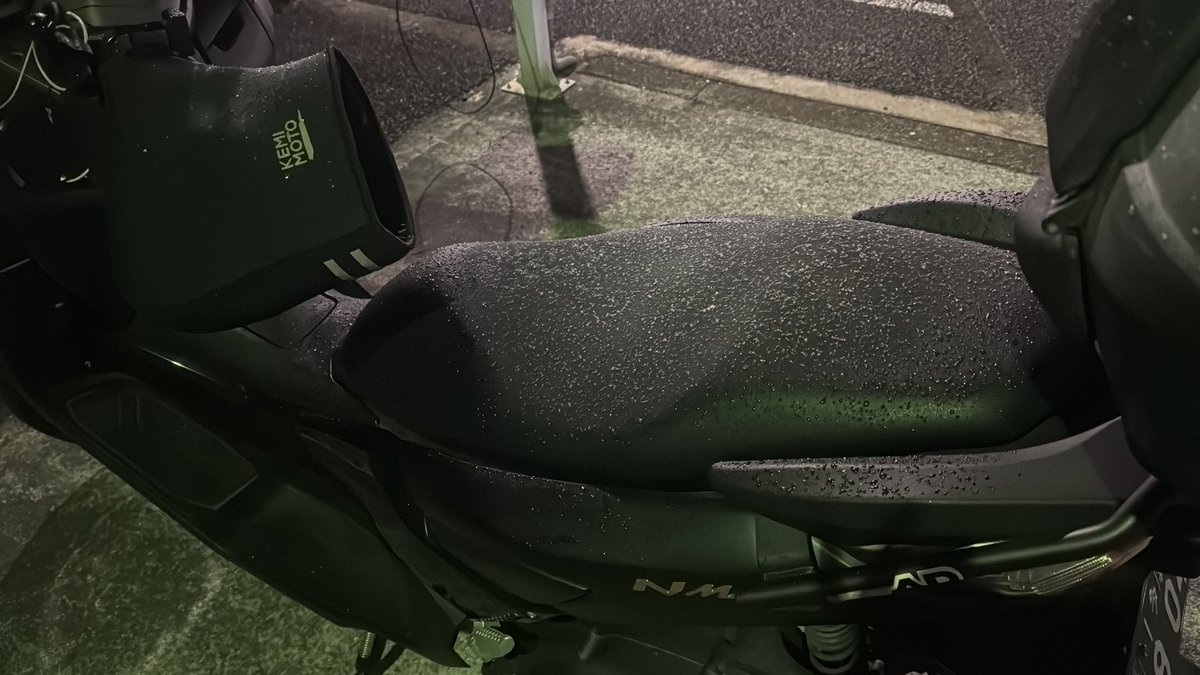 バイクがカチコチ(´・ω・｀) さぶっ！🥶