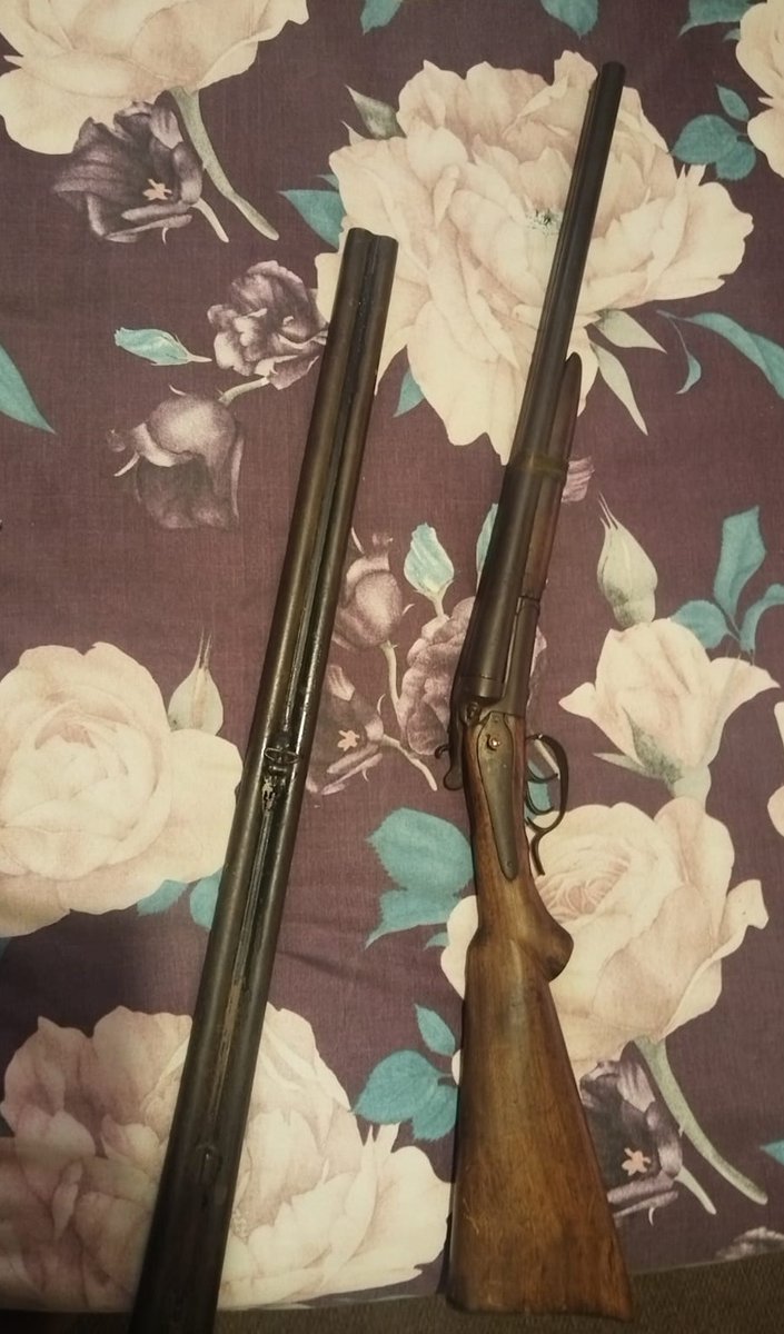 _ArriveAlive's tweet image. Suspects arrested for illegal activities at a premises in Hartenbos near Mossel Bay

arrr.co.za/LZm9m

#ArriveAlive #Firearms @SAPoliceService