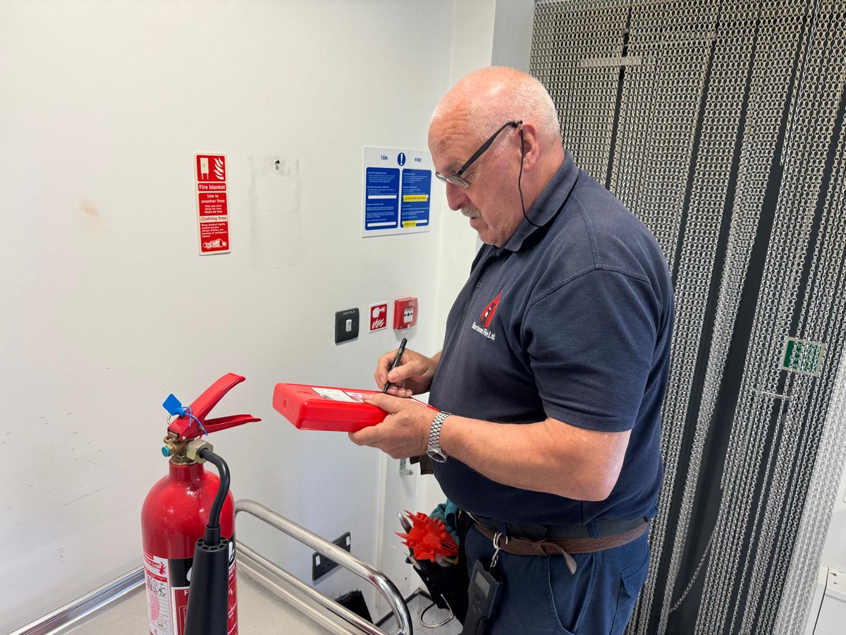 🔥 Your First Line of Defence Against Fire! 🔥
A well-maintained fire extinguisher saves lives &amp; protects property. Regular servicing ensures it works when needed—stopping small fires before they become disasters. Don’t wait until it’s too late! ✅🚒 bit.ly/3Xccnwz