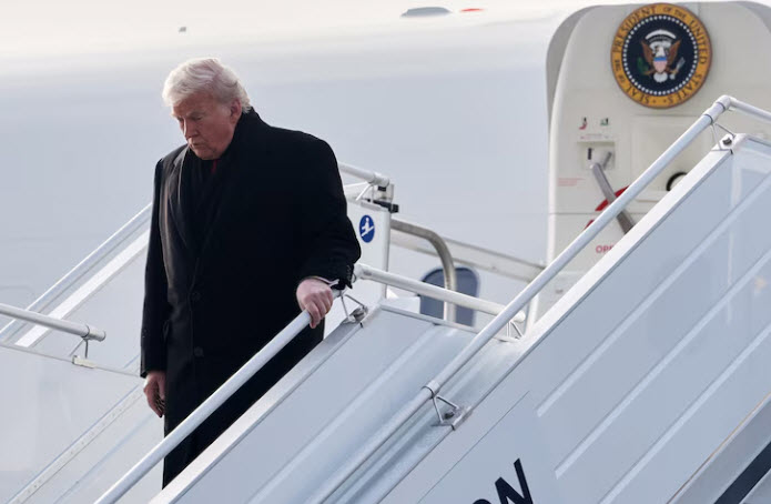 RobertSchalle11's tweet image. Ich hoffe, die Amerikaner schämen sich in Grund und Boden für diesen Präsidenten.
Es wird mir für immer ein Rätsel bleiben wie so jemand Präsident der größten Supermacht des Planeten werden konnte..
Vorallem das zweite Mal.