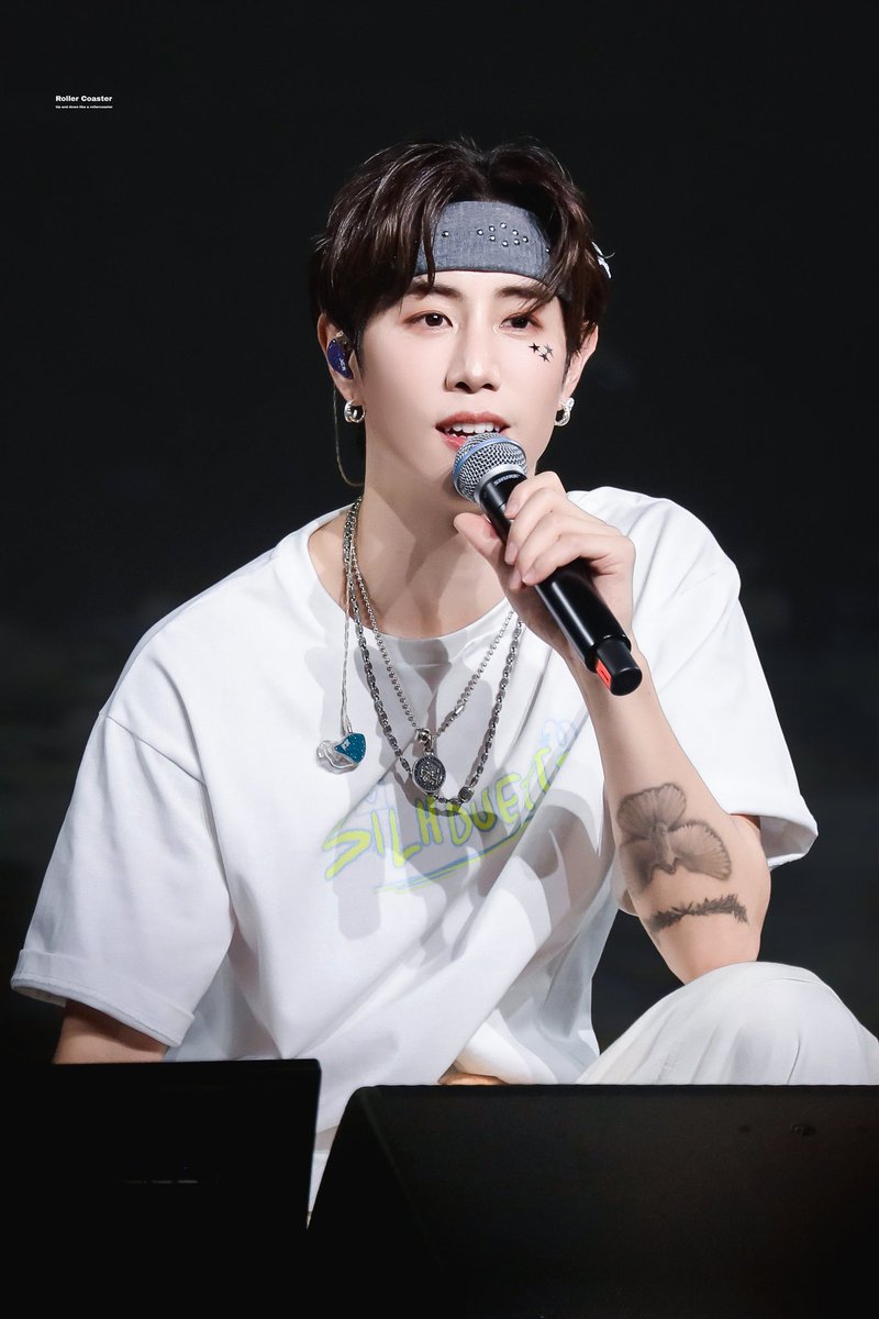 260117 MARK TUAN Silhouette: The Shape of You FANCON in SHANGHAI
​
🐰：🥺🥹😭

<a href="/marktuan/">Mark Tuan</a>
#MarkTuan #Mark
#마크 #段宜恩
