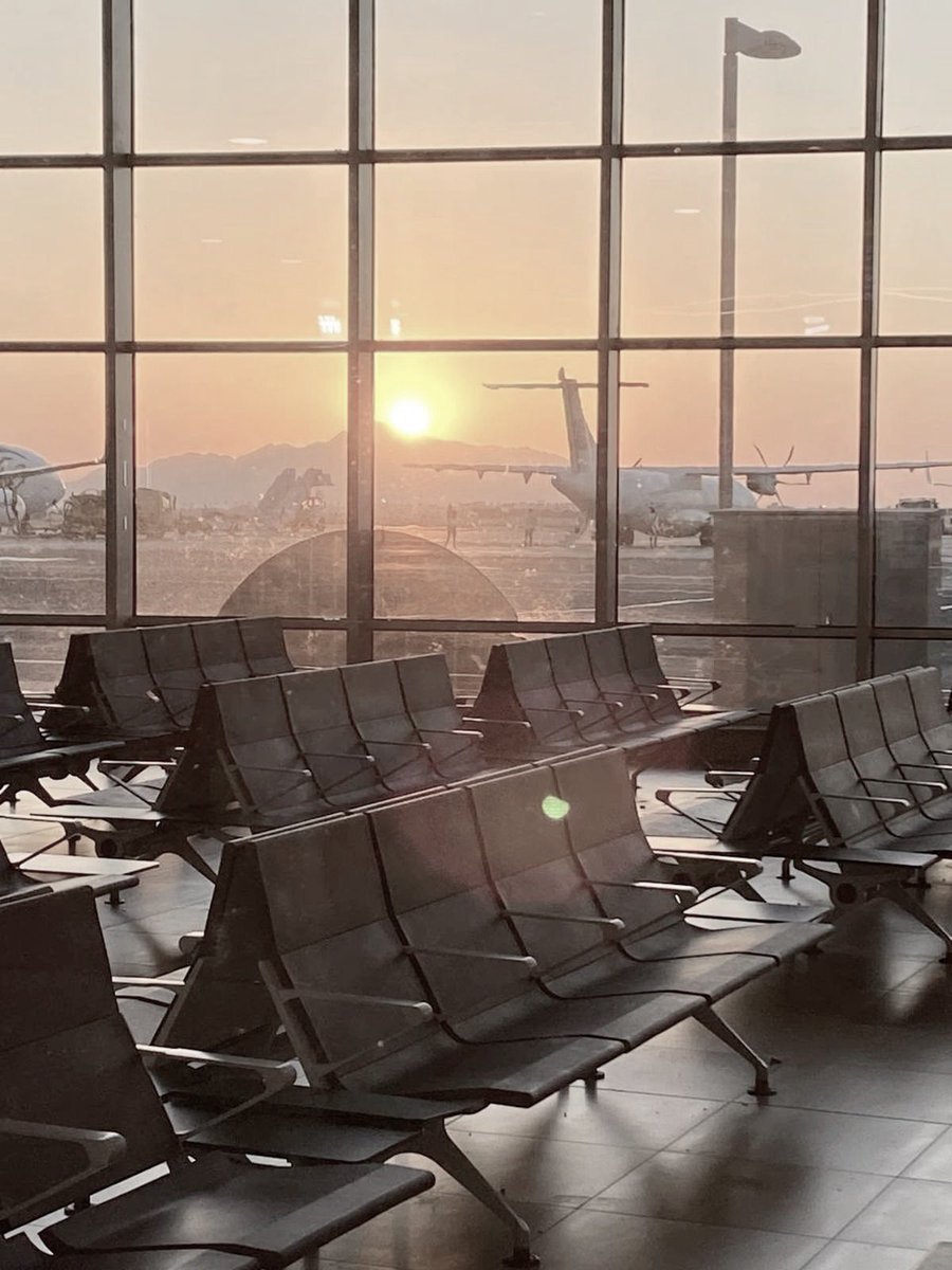 fcrkeeps's tweet image. Still can’t believe that Catherine got me to travel to fuck ass Utah at 8:30am. Which means, leaving our bed when it was still dark out. Whack ass behavior. 🫩

Anything for my baby. Being able to love and support her is my favorite thing. 🖤