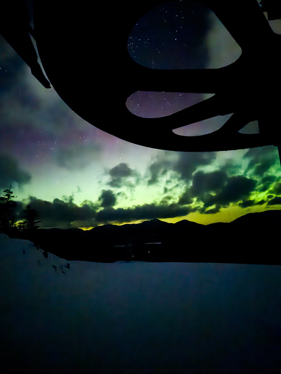 sundayriver's tweet photo. Scenes from last night’s show. https://t.co/rHAWYmAZna